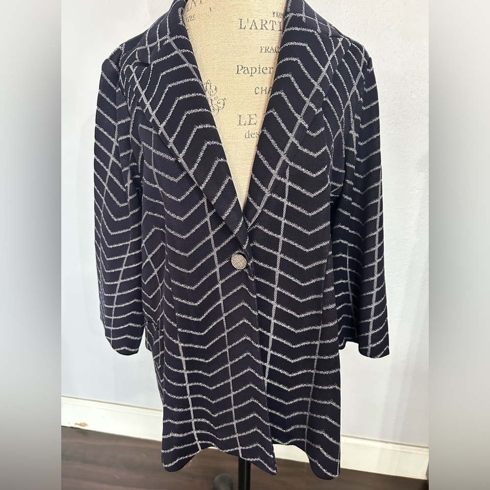 Misook Blue and white Blazer NWT size OX